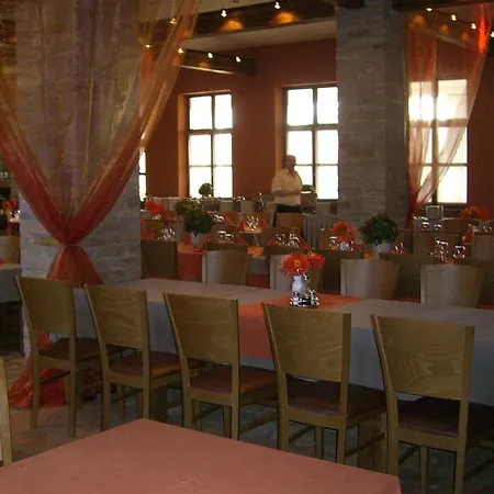 Hotel Sarlospuszta Club 3*