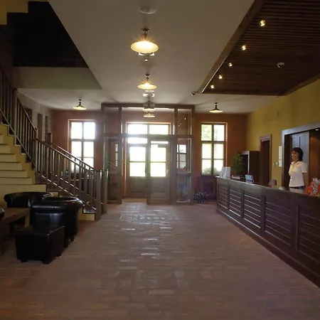 Sarlospuszta Club Hotel Tatarszentgyorgy