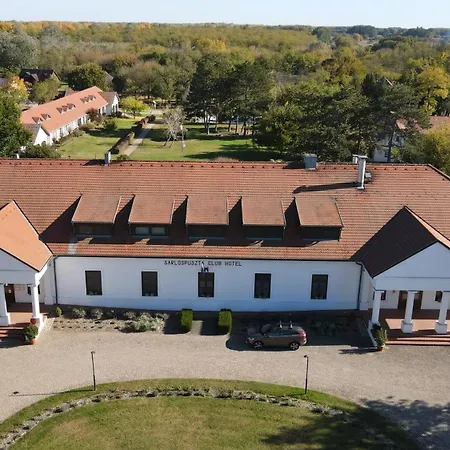 Sarlospuszta Club Tatárszentgyörgy
