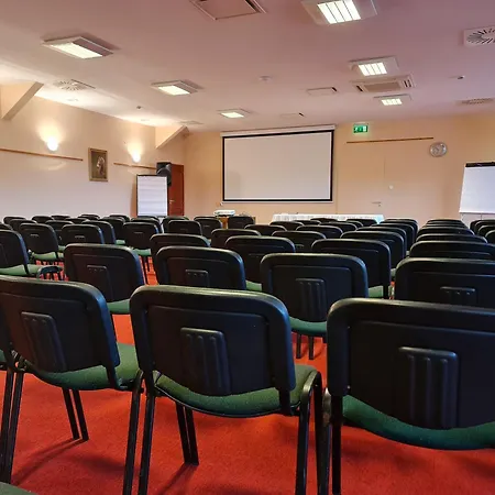 فندق Sarlospuszta Club Tatárszentgyörgy