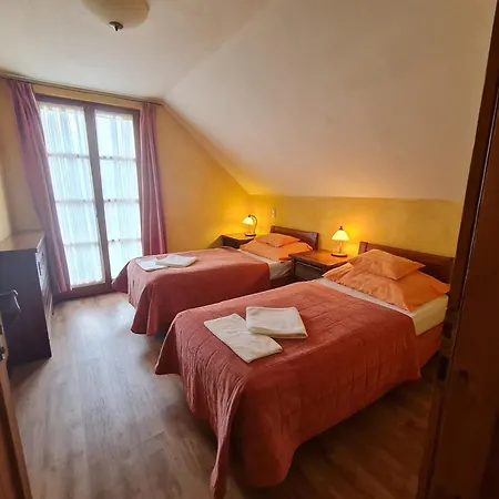 Hotel Sarlospuszta Club