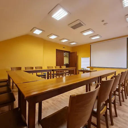 Sarlospuszta Club فندق