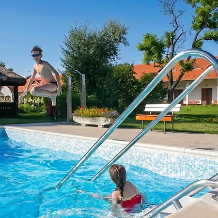 Sarlospuszta Club Hotel Tatárszentgyörgy
